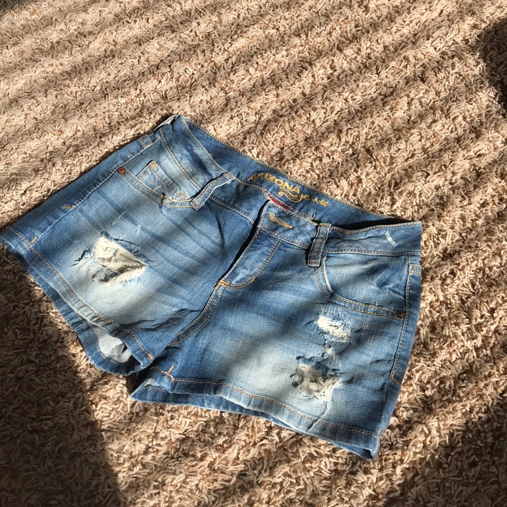 Shorts ✨ size 3